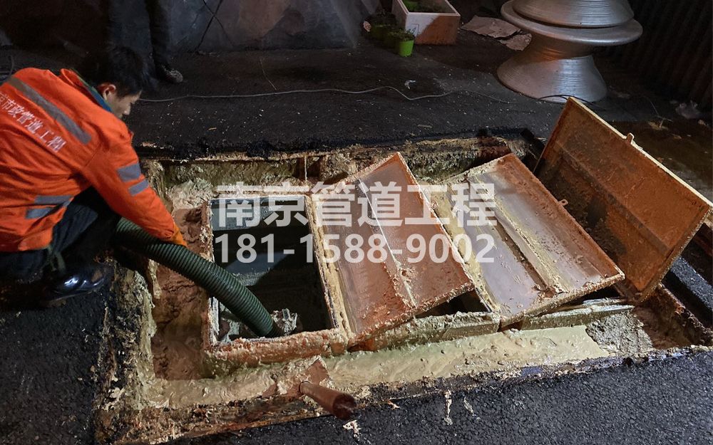 276兴隆村饭店隔油池清理