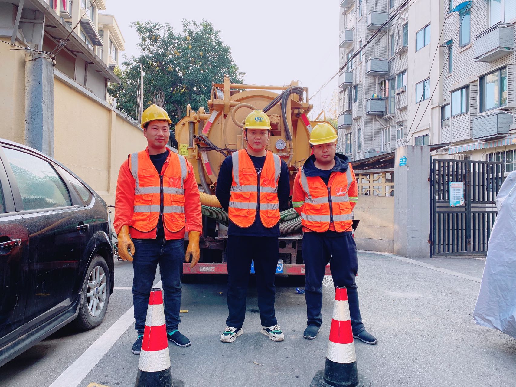 兴隆村南京某小区管道清淤检测施工